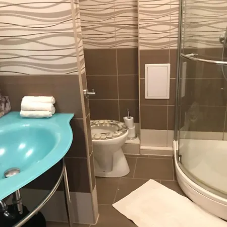 Dom Square-centrum-free Parking Apartment Szeged