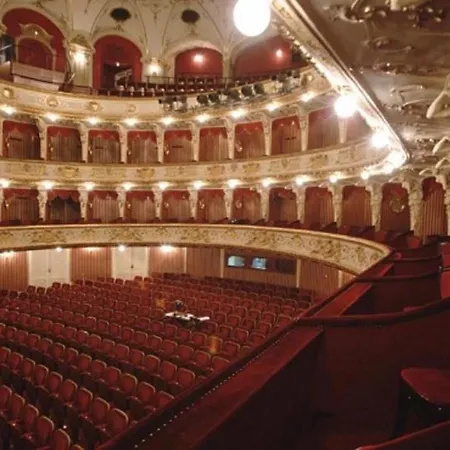 Dom Square-centrum-free Parking * Szeged