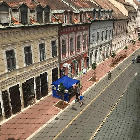 Dom Square-centrum-free Parking Apartment