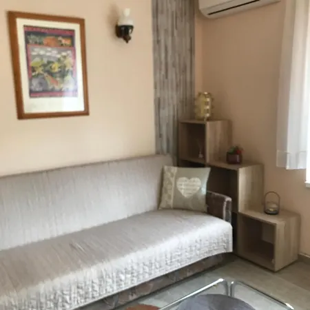 Dom Square-centrum-free Parking Apartment
